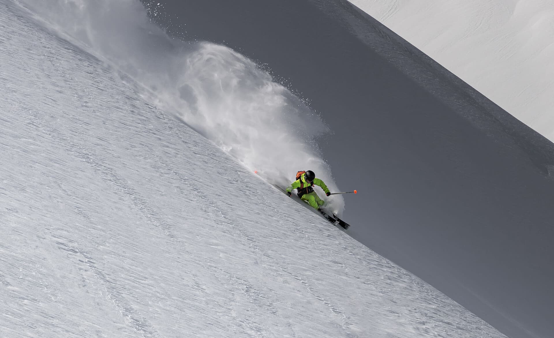 Freeride skiing